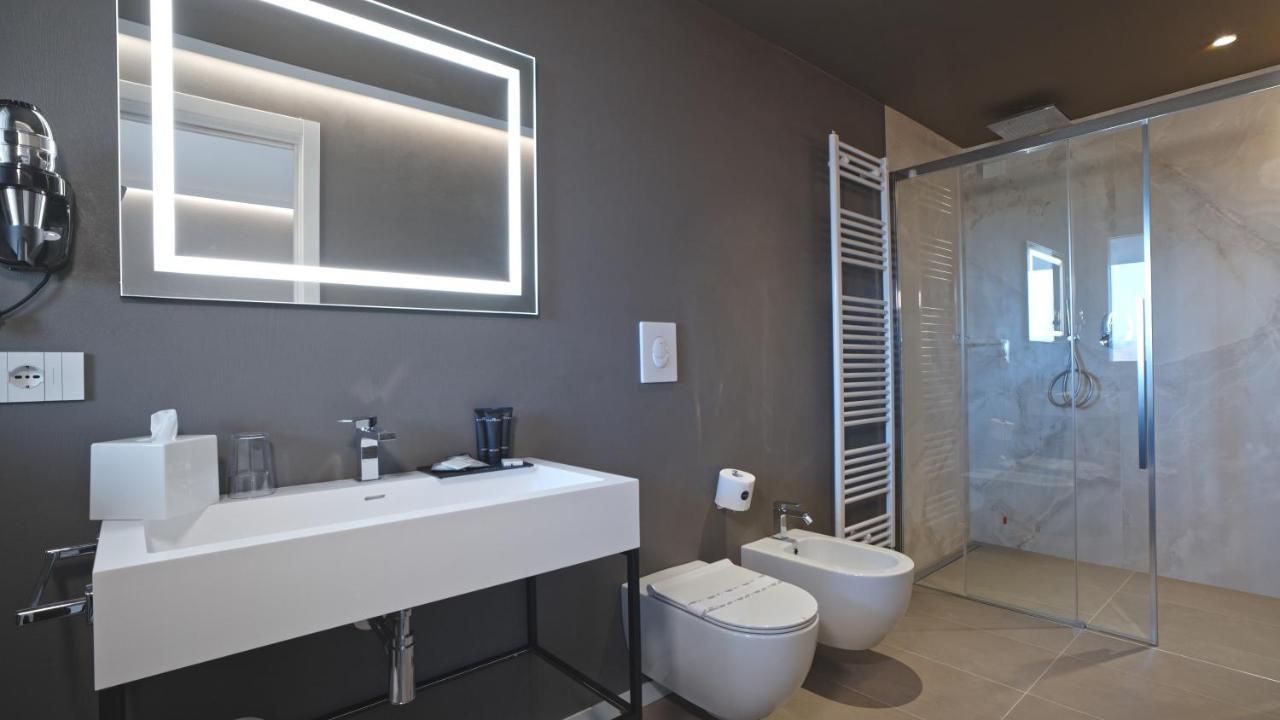 Hotel Cristal Sirmione Eksteriør bilde
